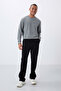 Black Cotton Thick Furry Soft Textured Oversize Embroidered Men's Sweatpants -82146 - 2