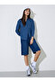 Blue Solid Pocket Details Relaxed Fit Shirt - 2