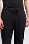 Men's Black Elastic Waist Side Pockets Injection Printed Cut-Off Legs Meter Printed Technical Jogger A62Y340 - 2