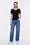 Women's Lace Detailed Crew Neck Short Sleeve Blouse