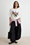 Ekru Kaplan Baskılı Oversize/Geniş Kesim İnce Örme Sweatshirt TWOAW27SW00189 - 2
