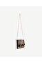 المحفظة المطرزة - 2