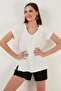 بلوزة مريحة ذات قصة مرنة على شكل حرف V BLOUSE 5865039 - 5