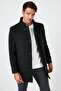 معطف صوف للرجال بقصة مريحة مزود بأزرار وياقة واقفة، باللون COAT - 5840099 - 2