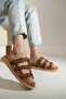 نعال نسائية من الجلد من Nisa Accessories