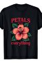 تي شيرت بتصميم زهور الكركديه من Petals Over Everything
