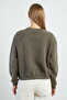 3 Thread Heart Embroidered O Oversized Sweatshirt - 7