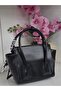 Women hand and shoulder bag - 3