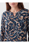 Esvab • Modern & Distinctive Zero Roba Collar Embroidered Blouse - 4
