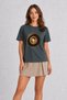 Women's Retro Skateboard Wheel Motion Graphic - Smoked