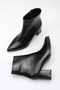 Women's Pointed Toe Heeled Boots Black Yanki - 5