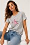 تي شيرت CK نسائي - تي شيرت بقصة ضيقة منقوش عليه حرف Monogram - 4