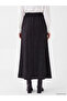 Esvab • Modern & Distinctive A-Line Skirt with Zipper at the Waist and Embroidered Check Pattern - 5
