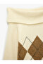 Off-The-Shoulder Long Sleeve Knitwear Diamond Patterned Sweater - 3