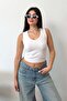 Women's V-Neck Sleeveless Basic Blouse White - 26Y 6777