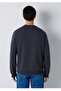 Crew Neck Slim Fit Basic Men's Sweatshirt. - 3