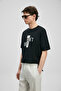 Carl Modern Graphic Tee Black - 4