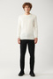 Men's White Crew Neck Non-Pilling Knitwear Sweater E 005000 - 4