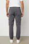 Men's Sweatpants with Elastic Waist and Cuffs and Cargo Pockets - 2