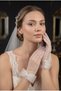 Bow Detail Pearl Tulle Bridal Gloves Elegant White Wedding Gloves with Pearl Embellishments for Wedding Engagement