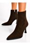 Short Pointed Heel Boots - 6