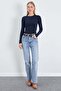 Basic Crew Neck Slim Fit Crop Blouse - 2