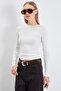Basic Crew Neck Slim Fit Crop Blouse - 5