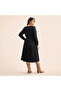 Women's Black Embroidered V-neck Midi Dress - 5