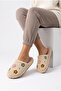 Women's Plush House Slippers Colorful Flower Embroidered Closed Toe Soft Sole Winter Comfortable Slippers Model