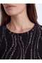 Esvab • Modern & Distinctive Zero Roba Collar Embroidered Women's T-Shirt - 3