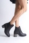 Larissa Zippered Orthopedic Sole Heeled Women's Boots Cst - Black - 4