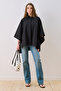 Wide-Collared Cape Jacket Black