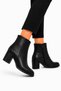 Zippered Thick Heeled Pointed Toe Women's Boots Black