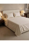ملاءة سرير مسطحة مطبوعة بنقوش نباتية بلون كريمي (270 × 260 سم)
