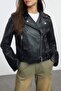 Siyah Regular Kalıp Suni Deri Biker İnce Ceket Mont TWOAW25MO00002