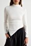 Ekru Fitted Büzgü/Drape Detaylı Dik Yaka Örme Bluz TWOAW25BZ00145 - 3
