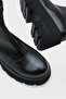 Women's Boots with Tractor Sole - 5