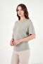 Standard Fit Drape Detailed Bat Sleeve t Shirt Women's t Shirt 5866962 - 5