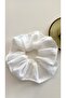 2-Pack White Fabric Scrunchie Hair Ties with Lace Detail on the Edges, Vintage Design Hair Elastic - 3