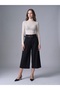 72781 Belted Pleated Bermuda Shorts-Black