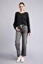V-Neck Seamless Basic Sweater (26 Wn) - 2