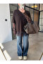 Oversize t-shirt with lace sleeves - 3