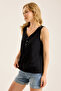 Snap-Fasten V-Neck Tank Top - 3