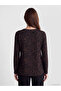 Esvab • Modern & Distinctive Zero Roba Collar Embroidered Women's T-Shirt - 5