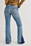 Beverly Women's Relaxed Fit Jean - 2