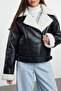 Siyah Oversize Kalıp Peluş Detaylı Suni Deri Biker Ceket Mont TWOAW25MO00001 - 2