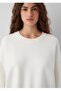 Loose Fit Basic Women's Sweater. - 4