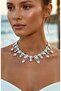 Choker Necklace with a Gemstone-Like Shine