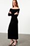 Women's long sleeve madonna collar velvet midi dress - 2