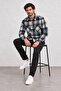 Men's Navy Blue Double Pocket Capless Buttoned Regular Shirt - 4